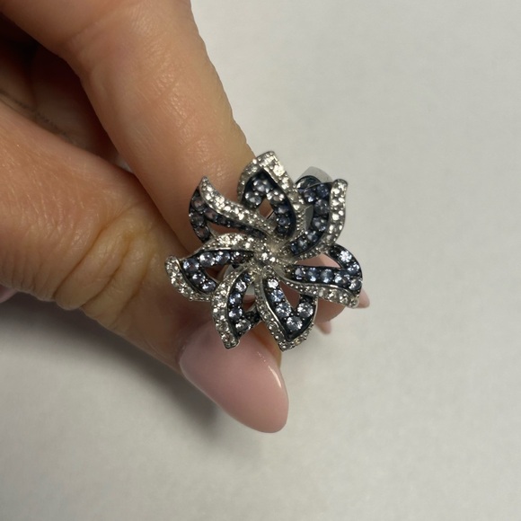 Suzy Levian Sterling Silver Blue Sapphire Created White Sapphire Floral Ring NWT - Picture 2 of 6